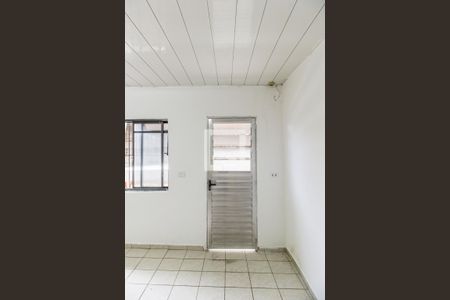 Entrada de casa para alugar com 2 quartos, 63m² em Votupoca, Barueri