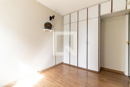 Quarto 1 de apartamento para alugar com 2 quartos, 53m² em Jardim Sao Saverio, São Paulo