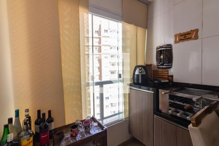 Varanda  de apartamento à venda com 2 quartos, 49m² em Padroeira, Osasco