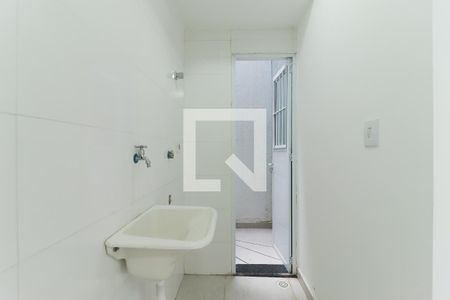 Sala/Cozinha/Área de Serviço de apartamento à venda com 2 quartos, 45m² em Vila Dom Pedro Ii, São Paulo