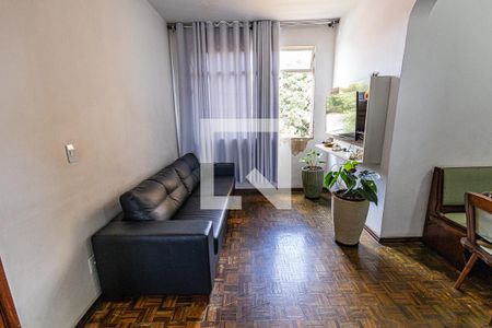 Sala de apartamento à venda com 3 quartos, 87m² em Padre Eustáquio, Belo Horizonte