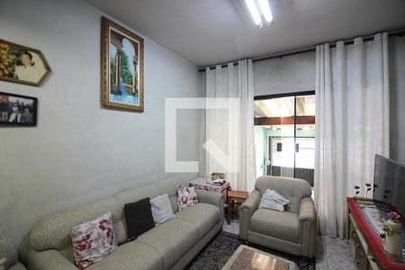 Sala de casa à venda com 3 quartos, 107m² em Conjunto Residencial Pombeva, São Bernardo do Campo