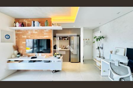 Sala de apartamento à venda com 2 quartos, 65m² em Vila Cordeiro, São Paulo