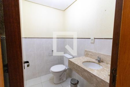 Lavabo de casa de condomínio para alugar com 3 quartos, 273m² em Vila Assunção, Porto Alegre