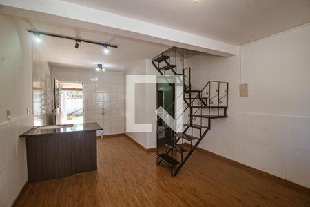 Sala de casa à venda com 3 quartos, 67m² em Hípica, Porto Alegre