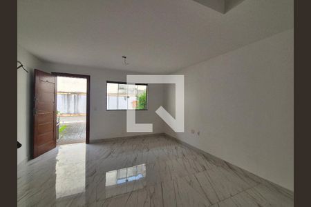 Sala de apartamento para alugar com 2 quartos, 68m² em Vargem Grande, Rio de Janeiro