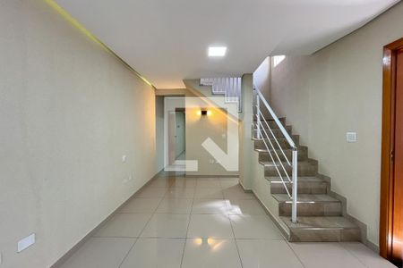 Sala de casa para alugar com 2 quartos, 69m² em Conjunto Habitacional Turistica, São Paulo