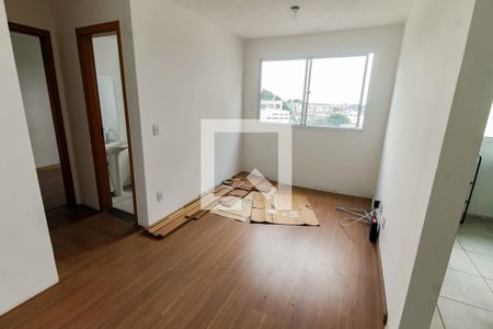 Sala de apartamento para alugar com 2 quartos, 43m² em Vila Suzana, São Paulo