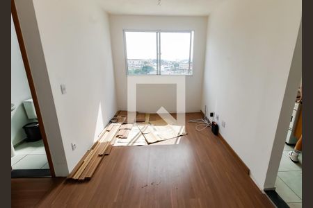 Sala de apartamento para alugar com 2 quartos, 43m² em Vila Suzana, São Paulo