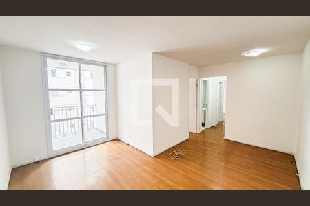 Sala de apartamento para alugar com 2 quartos, 65m² em Jardim, Santo André