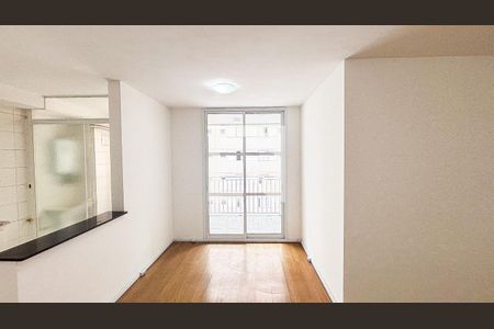 Sala de apartamento para alugar com 2 quartos, 65m² em Jardim, Santo André