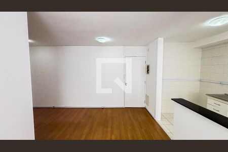 Sala de apartamento para alugar com 2 quartos, 65m² em Jardim, Santo André