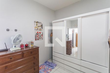 Quarto 1 de casa para alugar com 2 quartos, 95m² em Cachoeirinha, Belo Horizonte