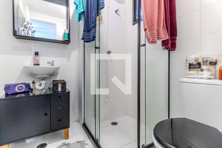 Banheiro de apartamento à venda com 1 quarto, 25m² em Vila Buarque, São Paulo