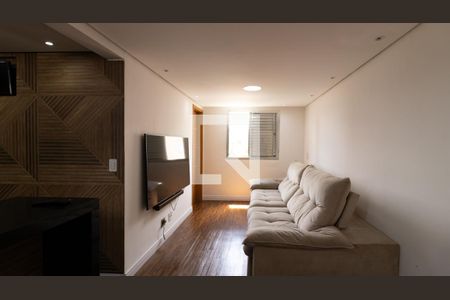 Sala de apartamento para alugar com 2 quartos, 58m² em Conjunto Habitacional Padre Manoel da Nobrega, São Paulo