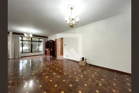 Sala de casa para alugar com 6 quartos, 260m² em Planalto Paulista, São Paulo