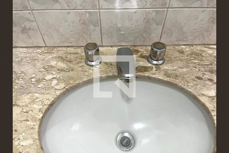 Lavabo de casa para alugar com 6 quartos, 260m² em Planalto Paulista, São Paulo