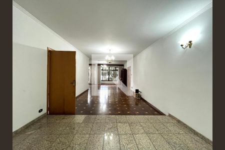 Sala de casa para alugar com 6 quartos, 260m² em Planalto Paulista, São Paulo