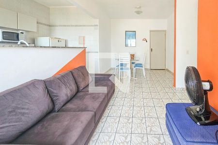 Sala de apartamento para alugar com 1 quarto, 40m² em Jardim Virginia, Guarujá