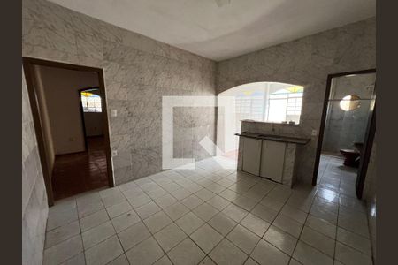 Casa para alugar com 2 quartos, 195m² em Xodó Marize, Belo Horizonte