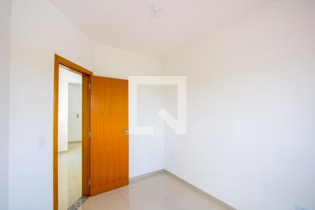 Quarto 2 de apartamento para alugar com 2 quartos, 80m² em Jardim Las Vegas, Santo André