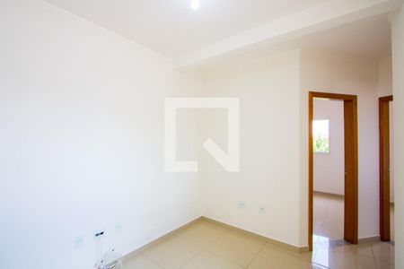 Sala de apartamento para alugar com 2 quartos, 80m² em Jardim Las Vegas, Santo André