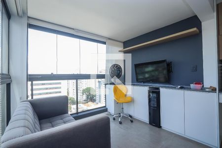 Sala de kitnet/studio para alugar com 1 quarto, 28m² em Jardins, São Paulo