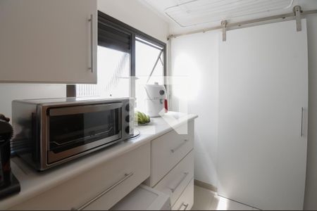 Apartamento à venda com 125m², 4 quartos e 2 vagas Apartamento à venda com 125m², 4 quartos e 2 vagasÁrea de Serviço