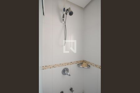 Apartamento à venda com 125m², 4 quartos e 2 vagas Apartamento à venda com 125m², 4 quartos e 2 vagasBanheiro da Suíte