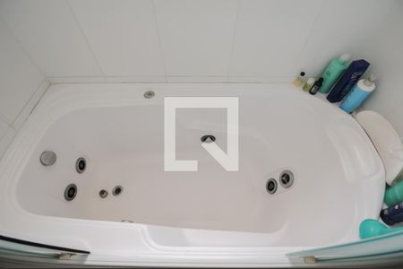 Apartamento à venda com 125m², 4 quartos e 2 vagas Apartamento à venda com 125m², 4 quartos e 2 vagasBanheiro da Suíte