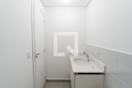 Banheiro da Suíte de apartamento para alugar com 2 quartos, 58m² em Parque Imperial, São Paulo