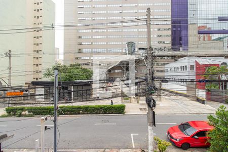 Varanda do quarto 1 - Vista de casa à venda com 3 quartos, 135m² em Liberdade, São Paulo