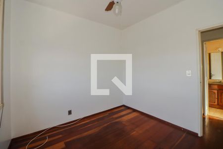 Quarto 1 de apartamento à venda com 2 quartos, 72m² em Navegantes, Porto Alegre