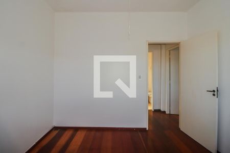 Quarto 1 de apartamento à venda com 2 quartos, 72m² em Navegantes, Porto Alegre