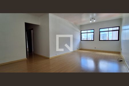 Sala de apartamento para alugar com 3 quartos, 100m² em Santo Antônio, São Caetano do Sul