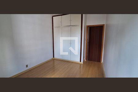 Quarto de apartamento para alugar com 3 quartos, 100m² em Santo Antônio, São Caetano do Sul