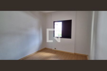 Quarto de apartamento para alugar com 3 quartos, 100m² em Santo Antônio, São Caetano do Sul