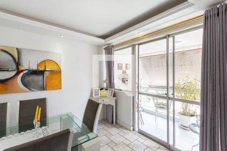 Sala (primeiro andar) de apartamento à venda com 3 quartos, 220m² em Rio Comprido, Rio de Janeiro