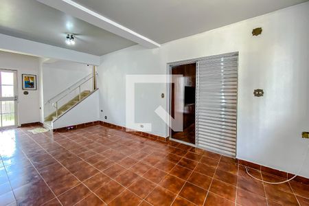 Sala de casa para alugar com 4 quartos, 131m² em Vila Mariana, São Paulo