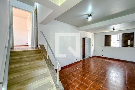 Sala de casa para alugar com 4 quartos, 131m² em Vila Mariana, São Paulo