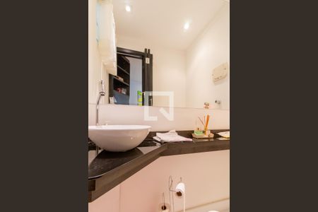 Lavabo de apartamento à venda com 2 quartos, 114m² em Vila Galvão, Guarulhos