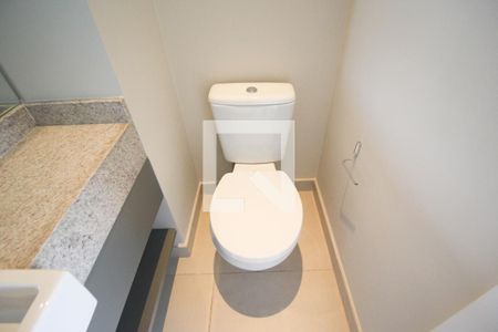 Lavabo de apartamento para alugar com 2 quartos, 134m² em Vila Nova Conceição, São Paulo