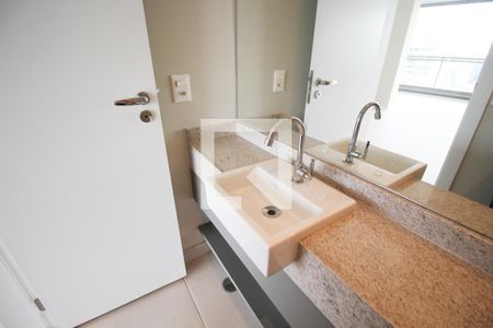 Lavabo de apartamento para alugar com 2 quartos, 134m² em Vila Nova Conceição, São Paulo