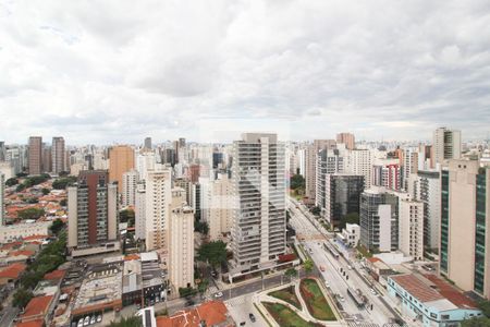 Vista de apartamento para alugar com 2 quartos, 134m² em Vila Nova Conceição, São Paulo