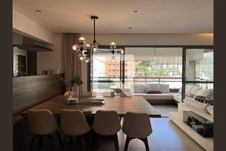 Sala de apartamento à venda com 3 quartos, 147m² em Perdizes, São Paulo