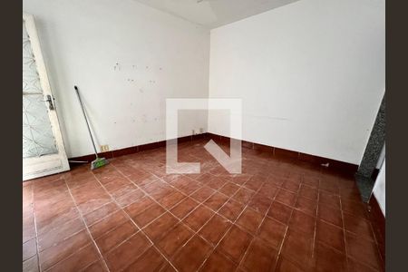 Sala de casa à venda com 2 quartos, 71m² em Curicica, Rio de Janeiro