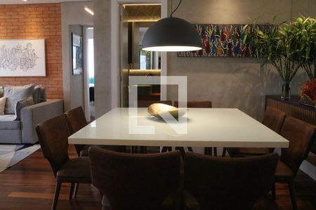 Sala de apartamento à venda com 2 quartos, 94m² em Vila Romana, São Paulo