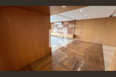 Hall de apartamento à venda com 3 quartos, 232m² em Jardim Europa, São Paulo