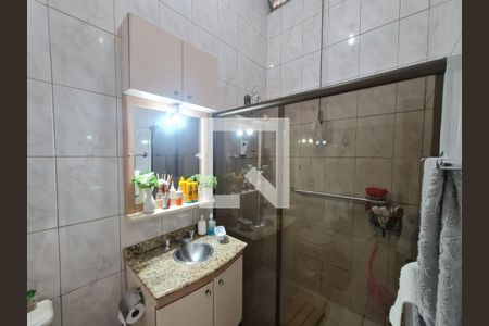 Banheiro da Suíte de casa à venda com 3 quartos, 181m² em Jardim Maria Helena, Guarulhos