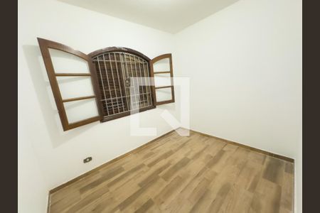 Quarto 2 de casa para alugar com 3 quartos, 150m² em Vila Anastácio, São Paulo